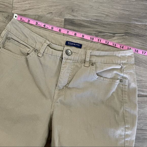 Bandolino Brady tan cropped pants size 8 - Picture 5 of 9